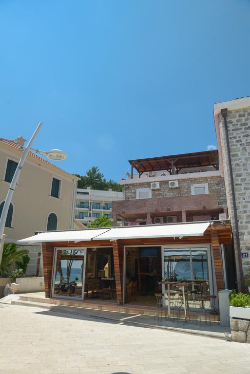 Apartments Mtv Petrovac エクステリア 写真